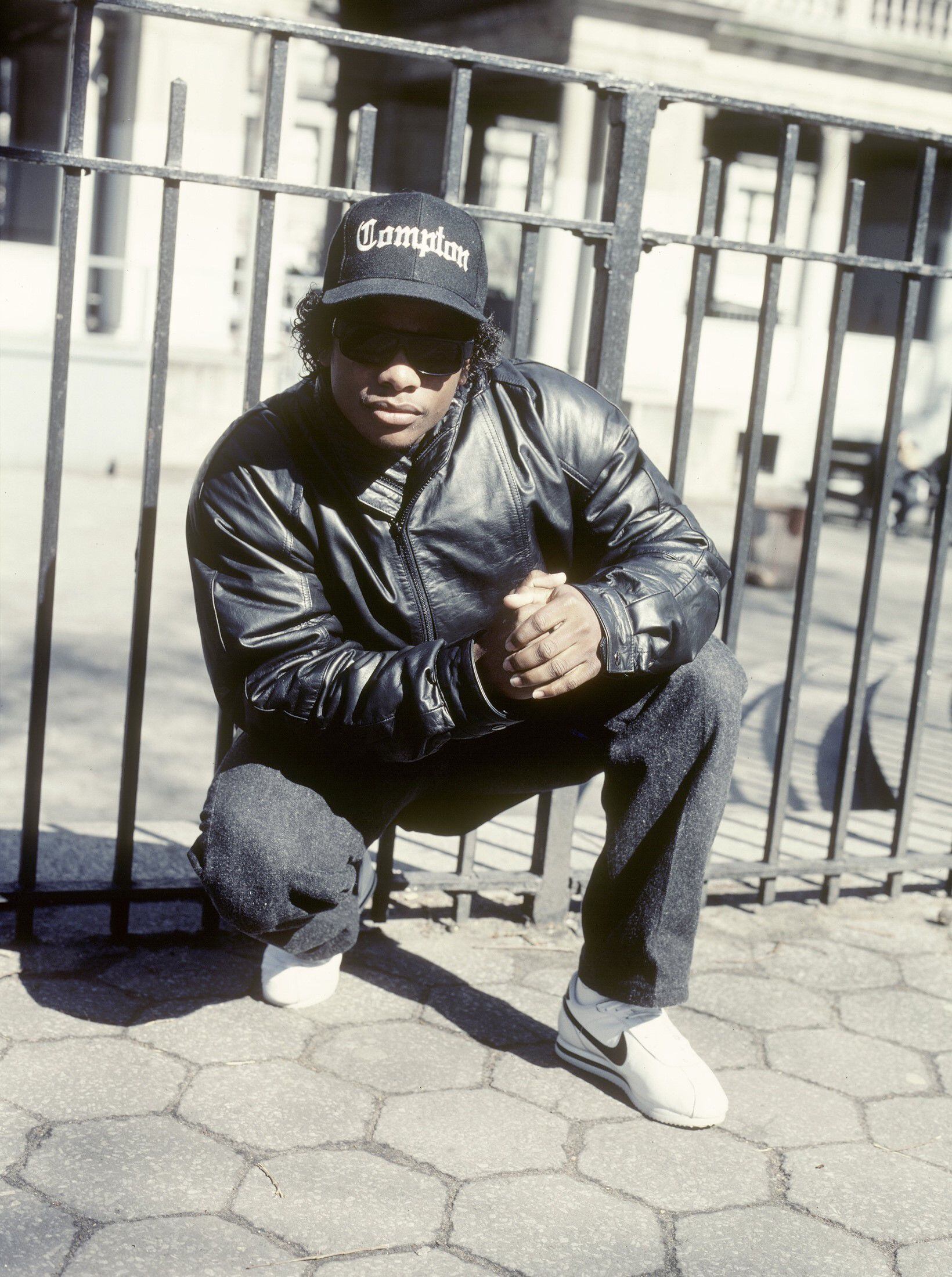 eazy e eazy duz it radio cover shirt eazy e eazy duz it radio cover shirt